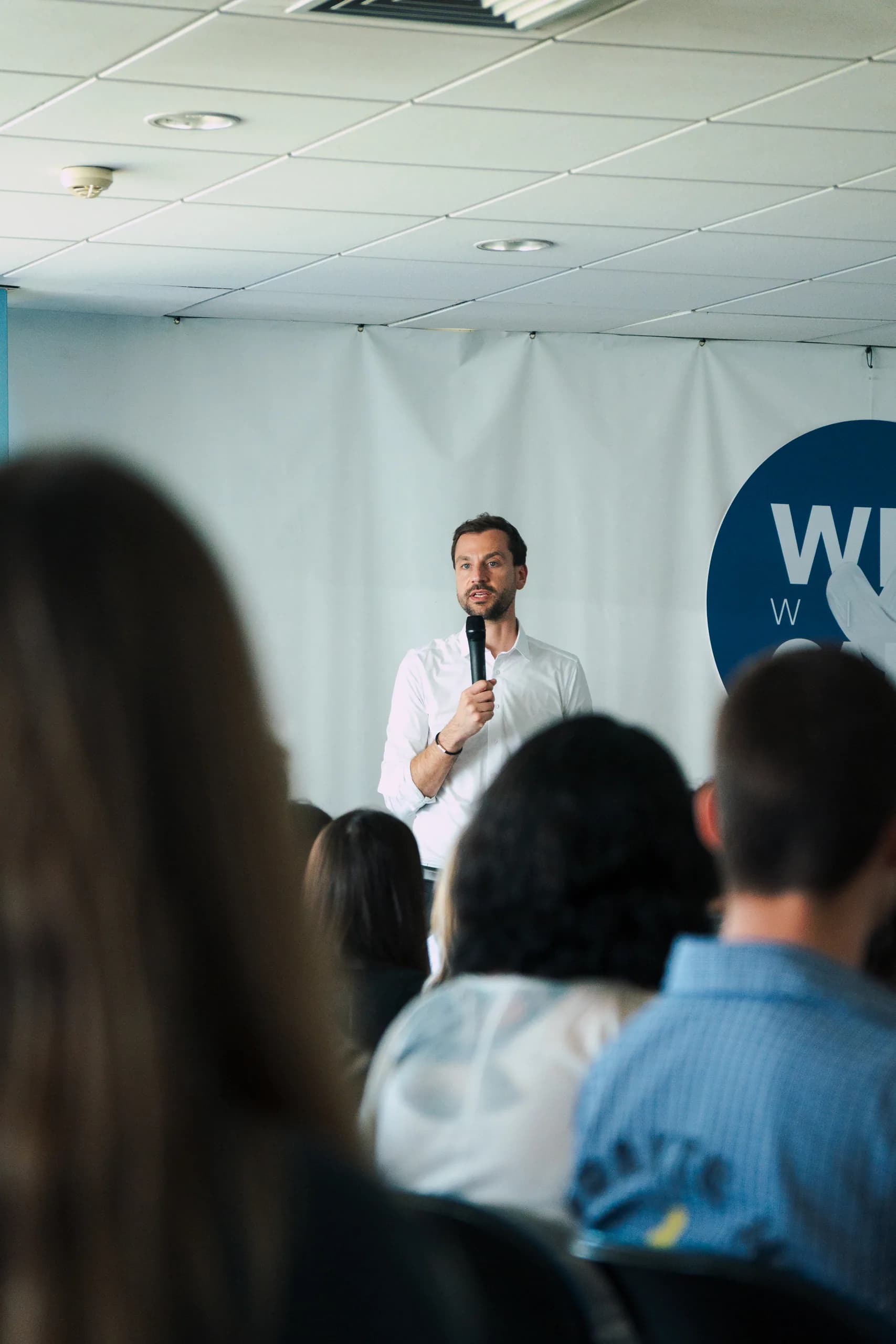 Visita de los directores de supply chain a la planta de Argentona